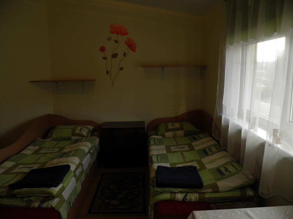 Bezdonys Rooms For Rent Near Vilnius חדר תמונה