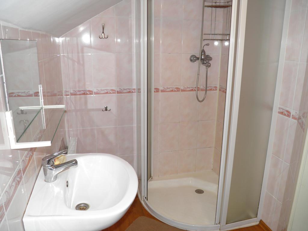Bezdonys Rooms For Rent Near Vilnius חדר תמונה