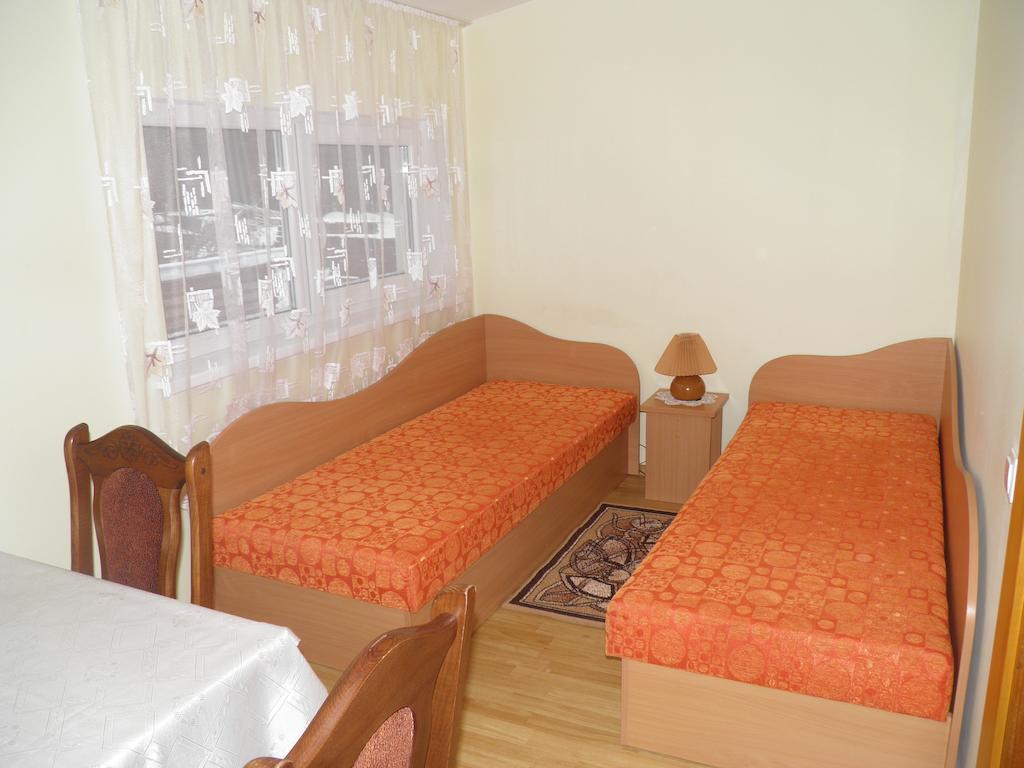 Bezdonys Rooms For Rent Near Vilnius חדר תמונה